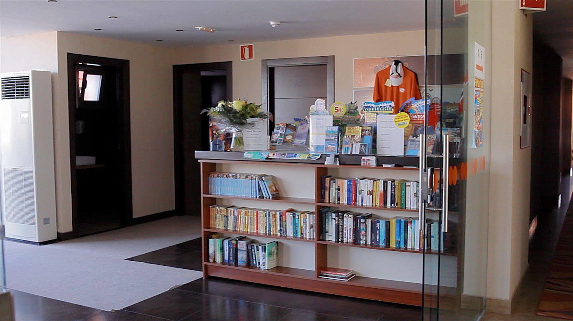 Albir Palace Apartamento *